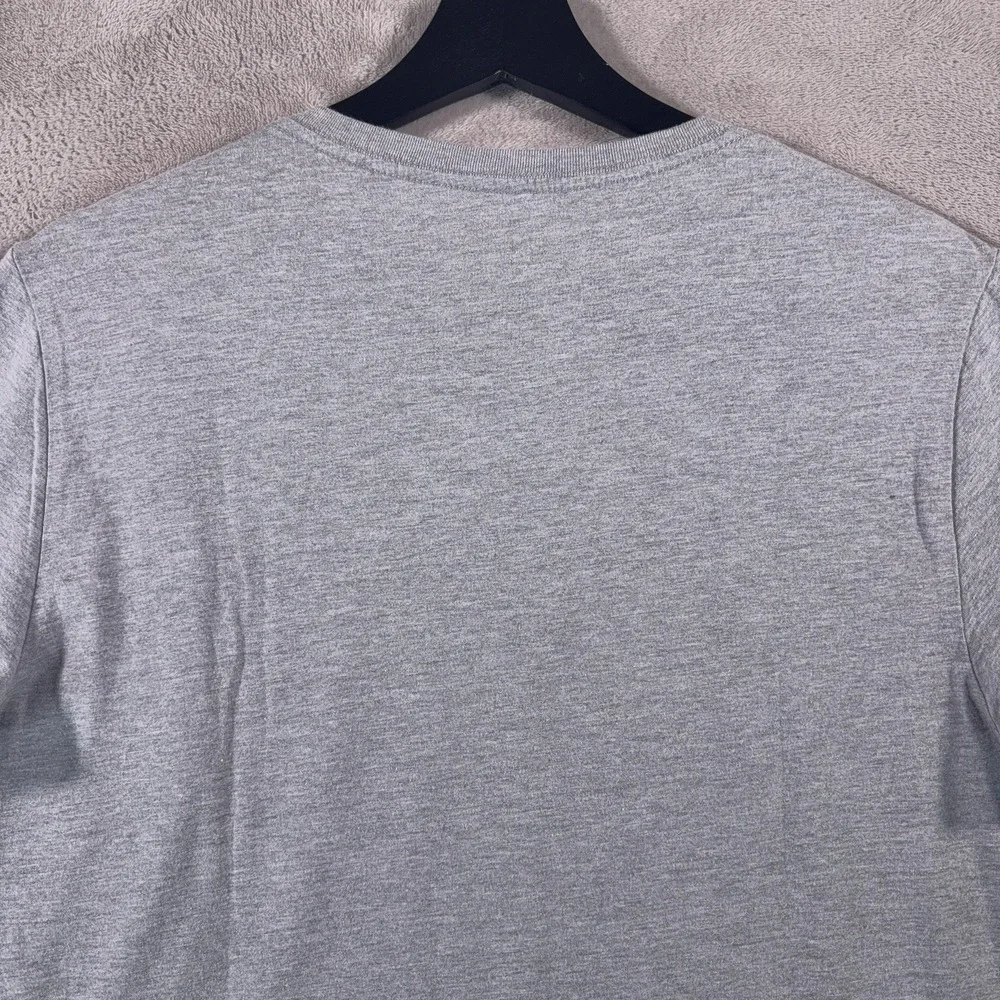 True Religion V Neck Shirt Mens Size Medium Gray Buddha Logo Retro Classic